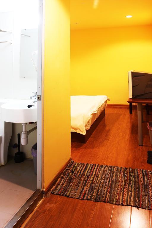 Nanjing Sunflower International Youth Hostel Room photo